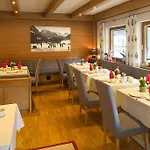 Menning ***s Hotel 3*
