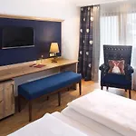 Menning ***s Hotel