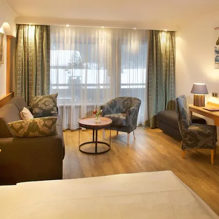 Szálloda Menning ***s Oberstdorf