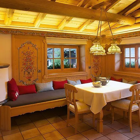 Hotel Menning 3*