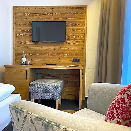 Menning ***s Szálloda Oberstdorf